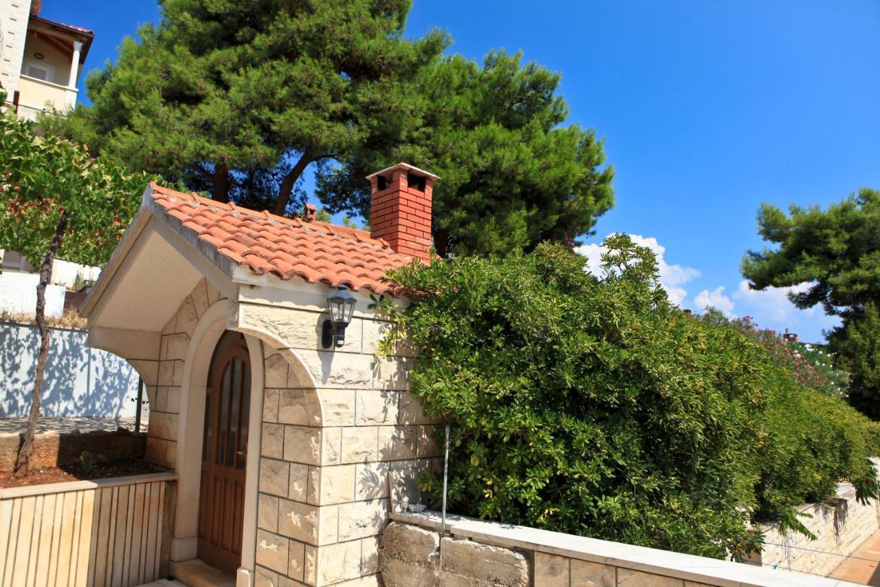 Villa Pinus Sumartin Exterior foto